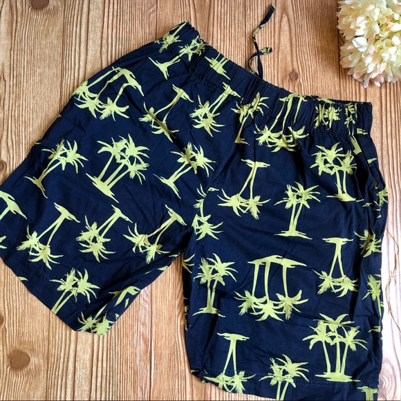 Fun shorts - Picture 2 of 3